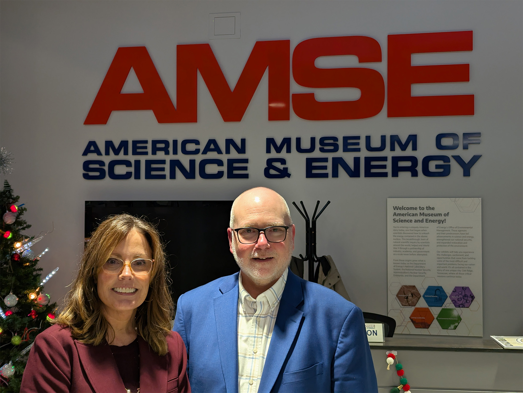 Tracy Boatner, president of the East Tennessee Economic Council, (left) and Alan Lowe, director of the American Museum of Science and Energy (right) 